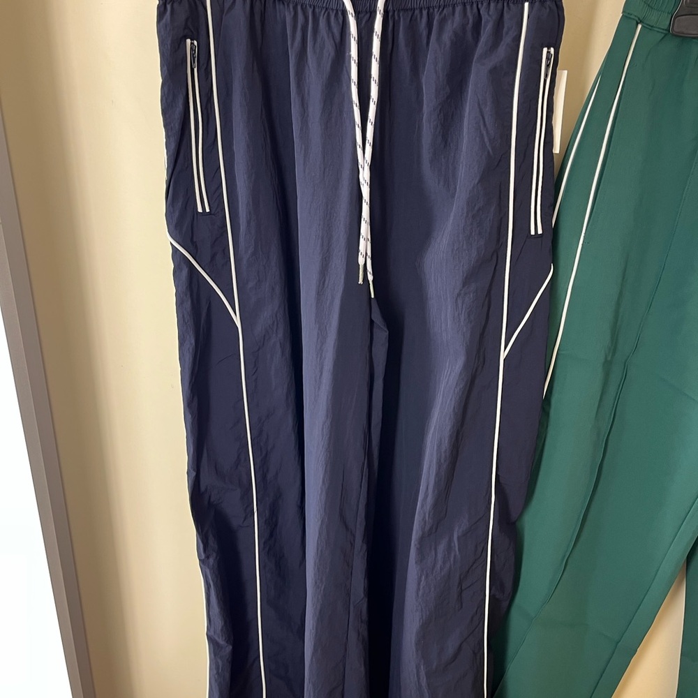 Navy Wide-Leg Pants with White Trim - Picture 2 of 2